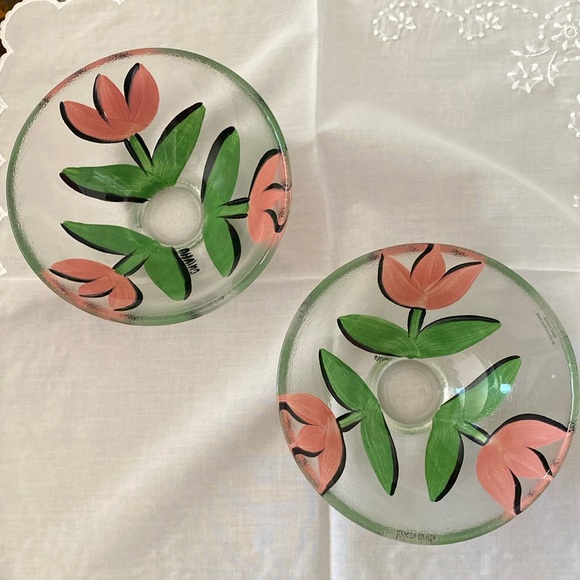 Kosta Boda pink, tulip bowls (set of 2) - Picture 1 of 7